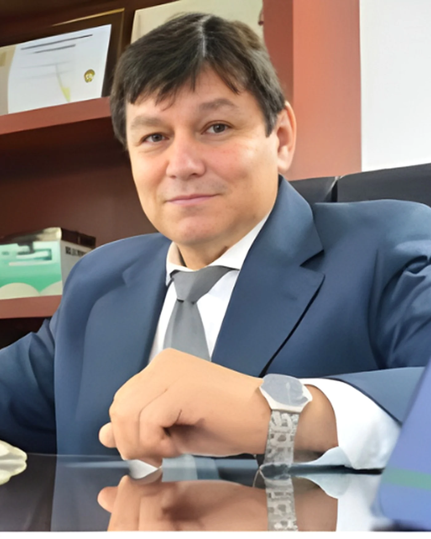 Dr. Edgar Achá Vargas, cirujano plástico en Santa Cruz de la Sierra